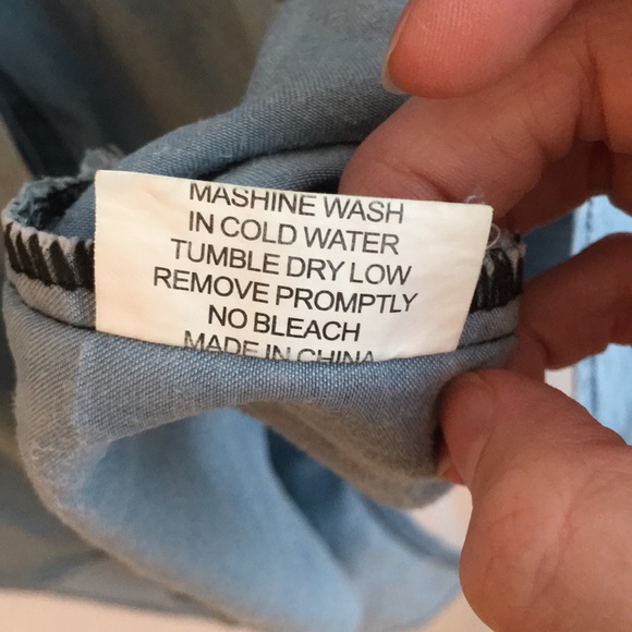 NWOT Light Blue Amaryllis Denim Button Down Shirt - Picture 6 of 6